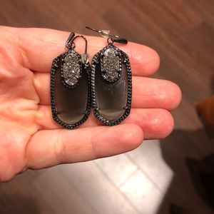 Kendra Scott Jewelry - Kendra Scott Emmy Earings Kendra Scott Jewelry - Kendra Scott Emmy Earings